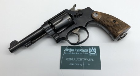 Smith & Wesson K200